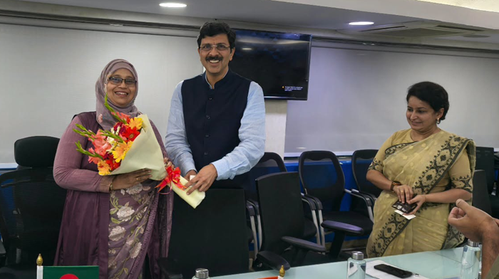 Power Secretary holds talks with Bangladeshi delegation